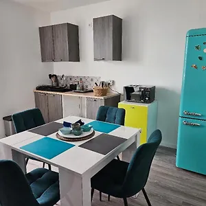 https://appartement-2-personnes-vue-mer-a-santec-au-pied-de-la.inbrittany.com